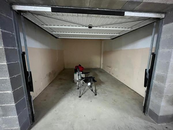 GARAGE 16 M² SAINT PIERRE LA MER