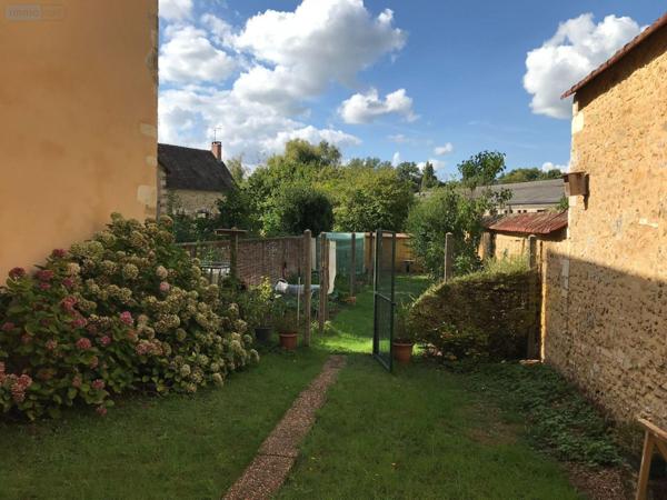 Maison à vendre à Bonnétable dans la Sarthe (72110), ref : 079/1992