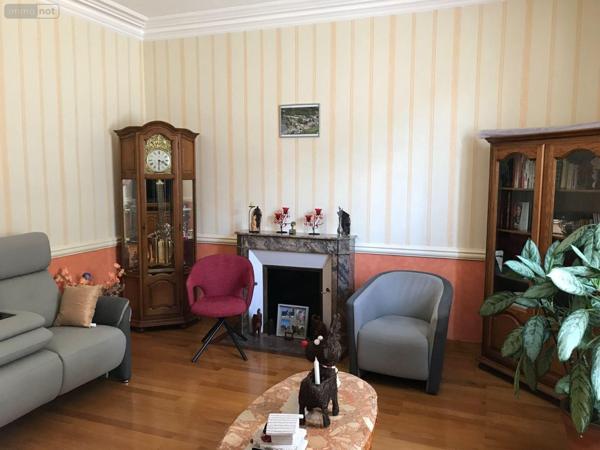 Maison à vendre à Bonnétable dans la Sarthe (72110), ref : 079/1992