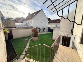 Crécy-la-Chapelle (77580) Maison indépendante 75m² en plein centre de Crécy la Chapelle