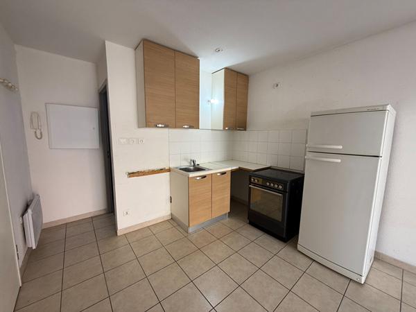 Appartement Nîmes 1 pièce 24.32 m2