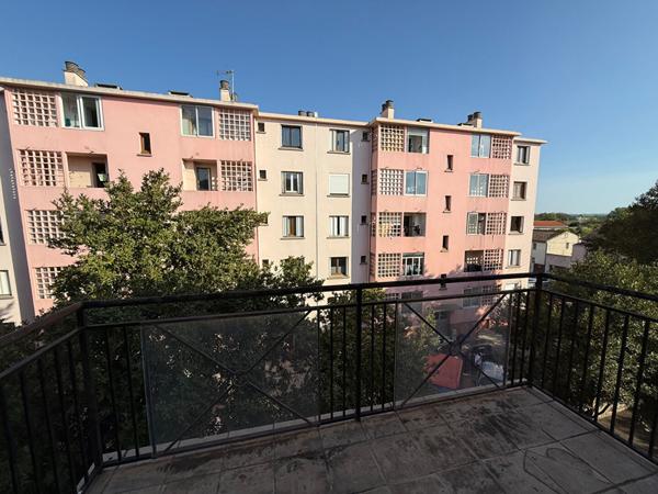Appartement Nîmes 1 pièce 24.32 m2
