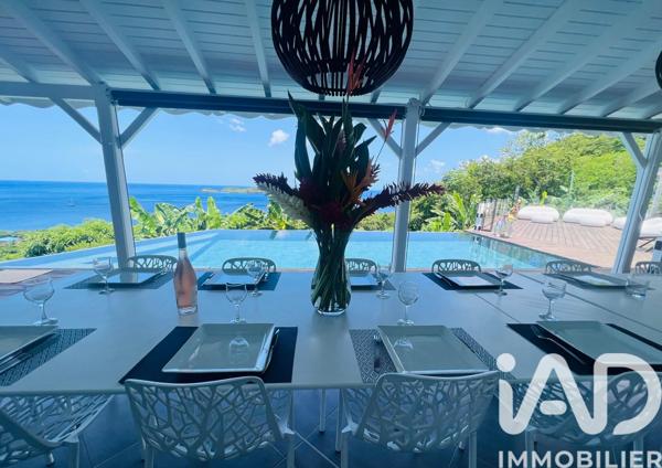 Maison à vendre 6 pièces 225 m² Bouillante