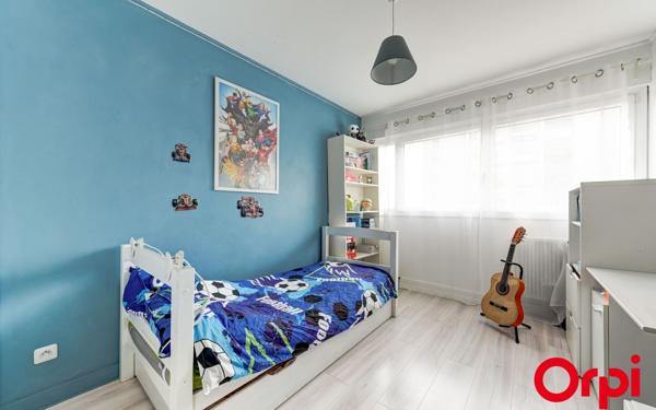 Appartement à vendre    5 pièces • 101,70 m2 Caluire-et-Cuire