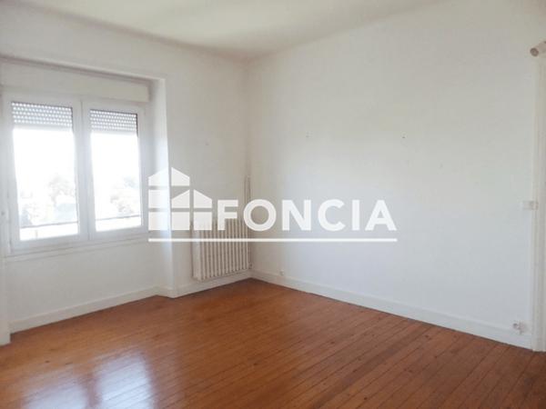 Location Studio 37.56 m² - 137 RUE PAUL GUIEYSSE Lorient 56100