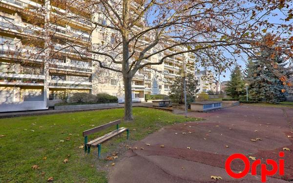 Appartement à louer    3 pièces •  Lyon 8