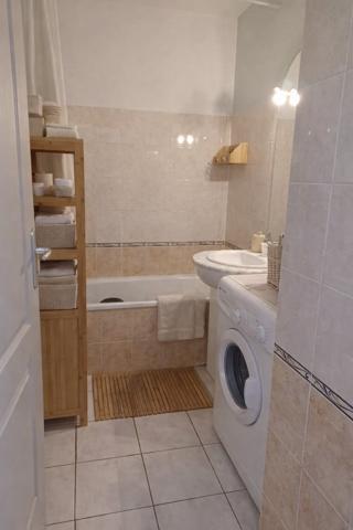 Appartement 2 pièces à vendre Narbonne - 11100 / Réf: 01-4574