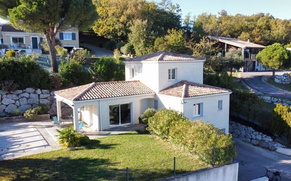 Maison à vendre    4 pièces • 107 m2 Soyons