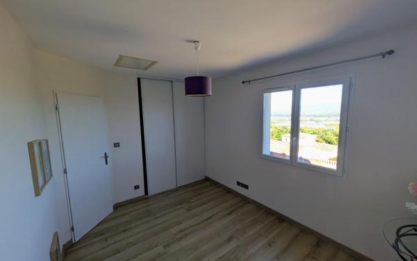 Maison à vendre    4 pièces • 107 m2 Soyons