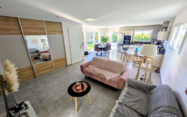 Maison à vendre    4 pièces • 107 m2 Soyons