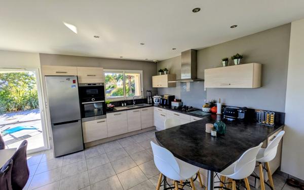 Maison à vendre    4 pièces • 107 m2 Soyons