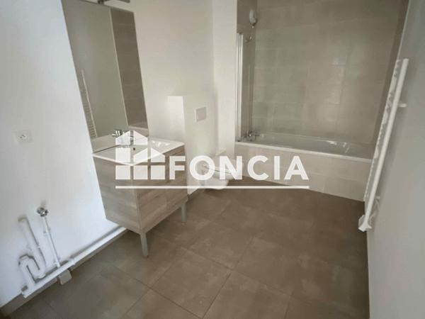 Location Appartement 2 pièces 39.3 m² - 907 & 914 RUE DE LONDRES Lens 62300