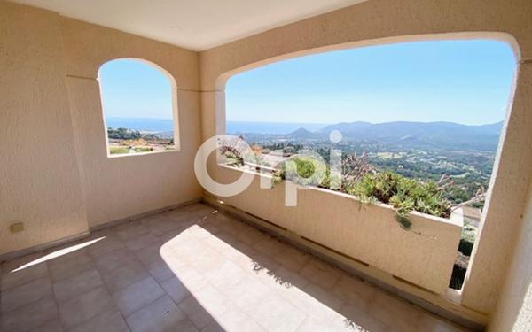 Appartement à vendre    2 pièces • 35,80 m2 Mandelieu-la-Napoule