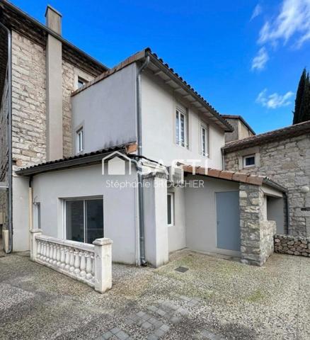 Appartement en rdc avec piscine