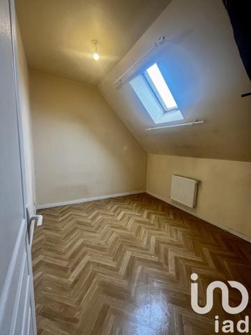 Maison 5 pièces de 100 m² à Vierzon (18100)