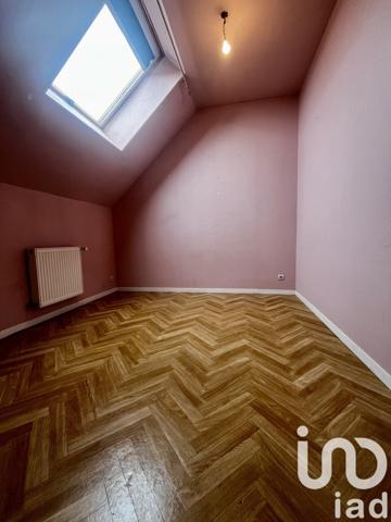 Maison 5 pièces de 100 m² à Vierzon (18100)