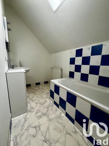 Maison 5 pièces de 100 m² à Vierzon (18100)