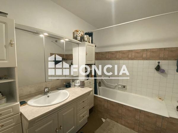 Location Appartement 3 pièces 64.94 m² - 53 RUE BONNABAUD RESIDENCE GALLIENI Clermont Ferrand 63000