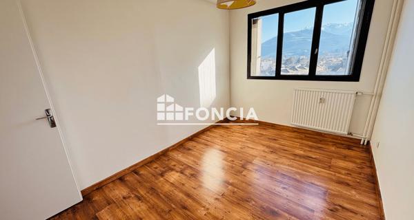 À vendre Appartement 4 pièces 77 m² - ÉChirolles 38130