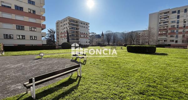 À vendre Appartement 4 pièces 77 m² - ÉChirolles 38130