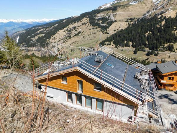 Appartement neuf luxe T4 parking local ski cave