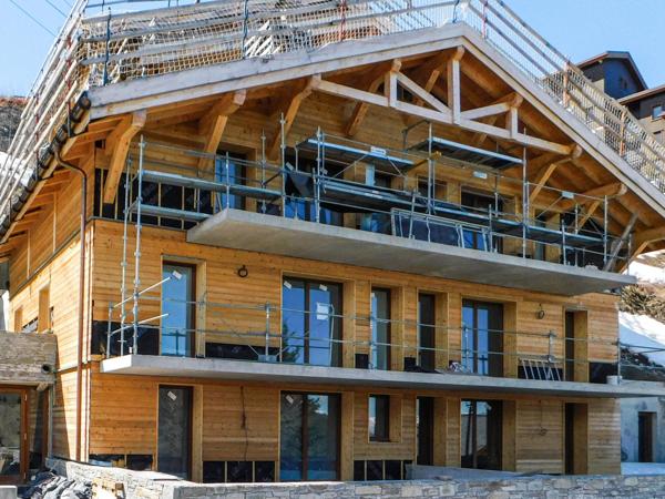 Appartement neuf luxe T4 parking local ski cave