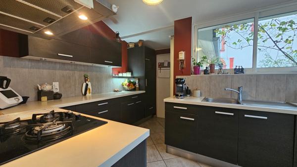 AGEN, quartier JAYAN, maison 5 pièce(s) 140 m2