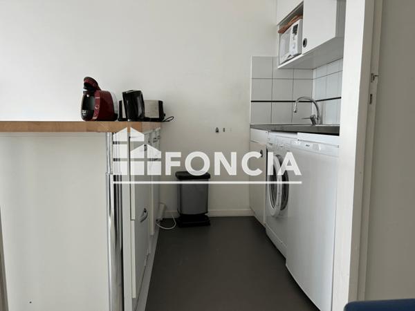 Location Studio meublé 32.53 m² - 45 AVENUE DU LAZARET La Rochelle 17000