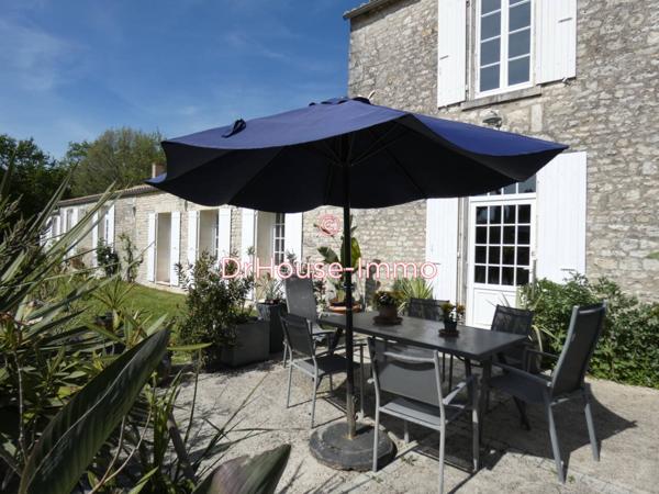 Maison à vendre 10 pièces de 300 m²