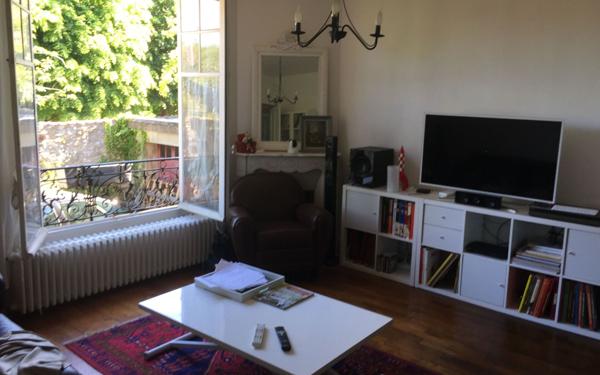 Maison à vendre    8 pièces •  Épône