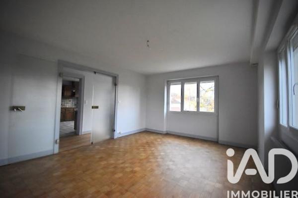 Location maison 5 pièces 134 m² Saint-Léonard-de-Noblat