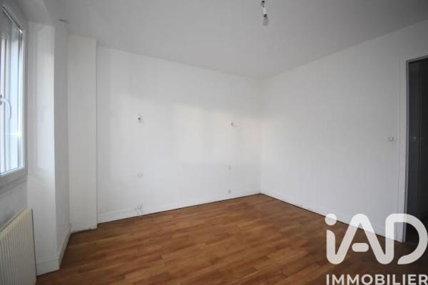 Location maison 5 pièces 134 m² Saint-Léonard-de-Noblat