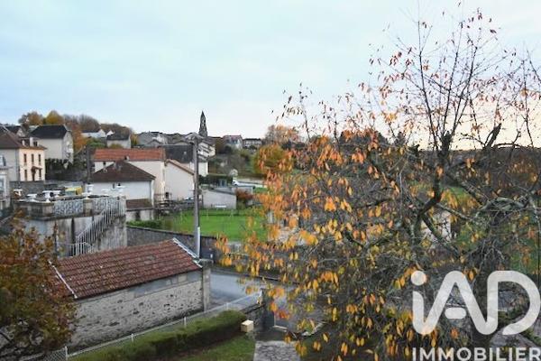 Location maison 5 pièces 134 m² Saint-Léonard-de-Noblat