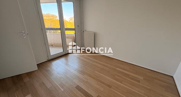 Location Appartement 5 pièces 114.29 m² - Montgeron 91230