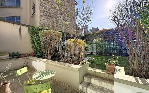 Appartement à vendre    4 pièces • 96 m2 Paris 15