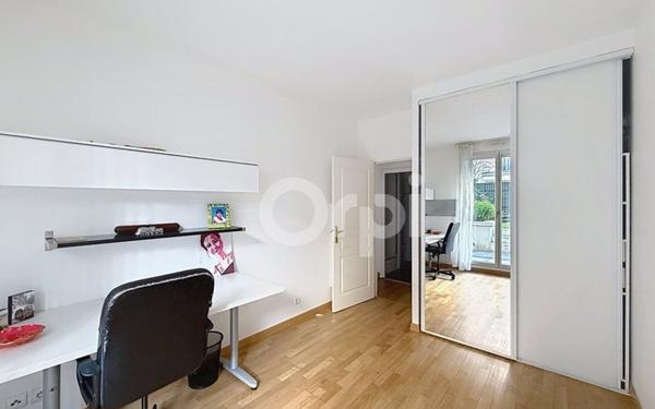 Appartement à vendre    4 pièces • 96 m2 Paris 15