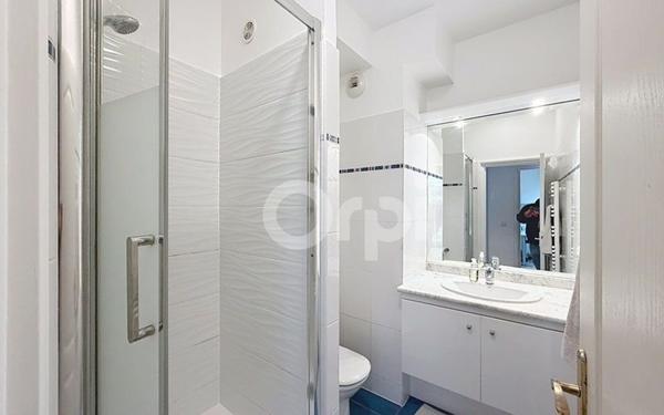 Appartement à vendre    4 pièces • 96 m2 Paris 15