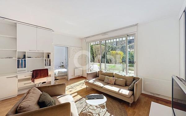 Appartement à vendre    4 pièces • 96 m2 Paris 15