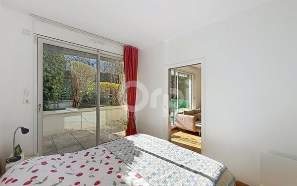 Appartement à vendre    4 pièces • 96 m2 Paris 15