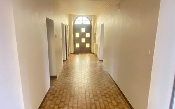 Maison à vendre    6 pièces •  Réalville