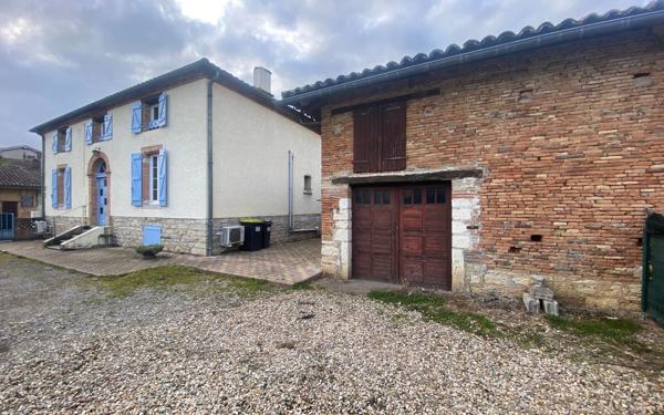 Maison à vendre    6 pièces •  Réalville