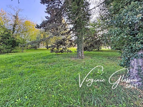 Grand Terrain à Bâtir