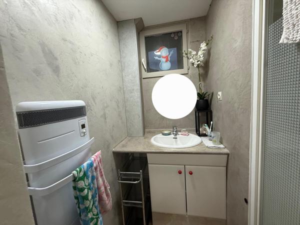 Appartement de Type 2 avec garage et jardin