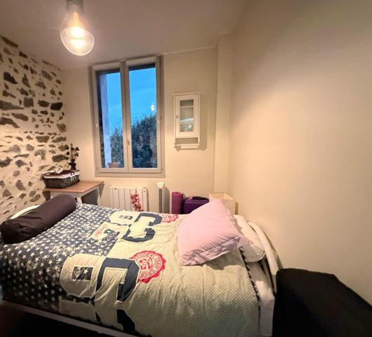 Appartement de Type 2 avec garage et jardin