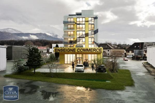 Local professionnel à vendre 57.62m²