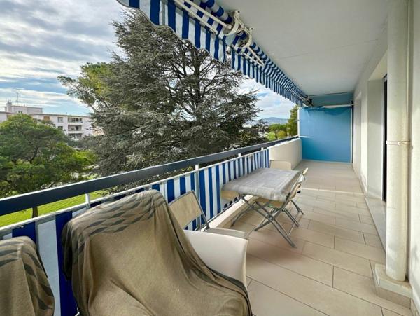Appartement à vendre    4 pièces • 89 m2 Antibes