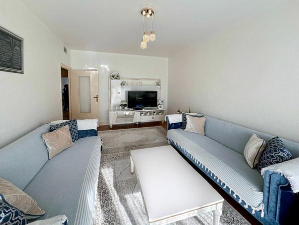 Appartement à vendre    4 pièces • 89 m2 Antibes