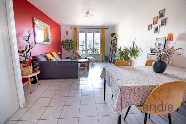 DIJON CENTRE - Entre ville et nature, découvrez cet appartement baigné de lumière