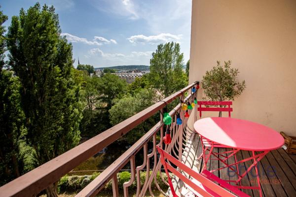 DIJON CENTRE - Entre ville et nature, découvrez cet appartement baigné de lumière