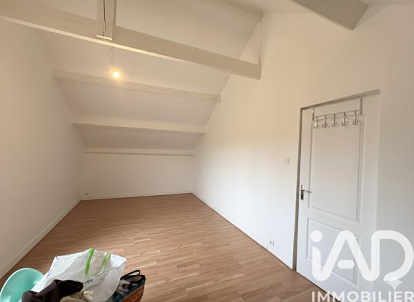 Maison à vendre 9 pièces 186 m² Laroche-Saint-Cydroine